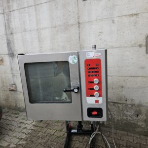 Four combi vapeur GN 1/1 6 niveaux en location Four combi vapeur GN 1/1 6 niveaux en location