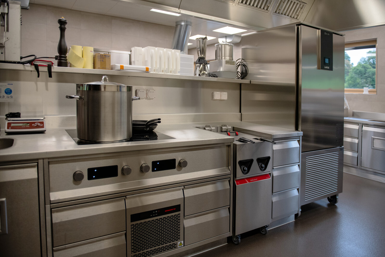 Mobilier inox sur mesure